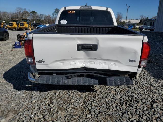 Toyota Tacoma Double Cab Image 9