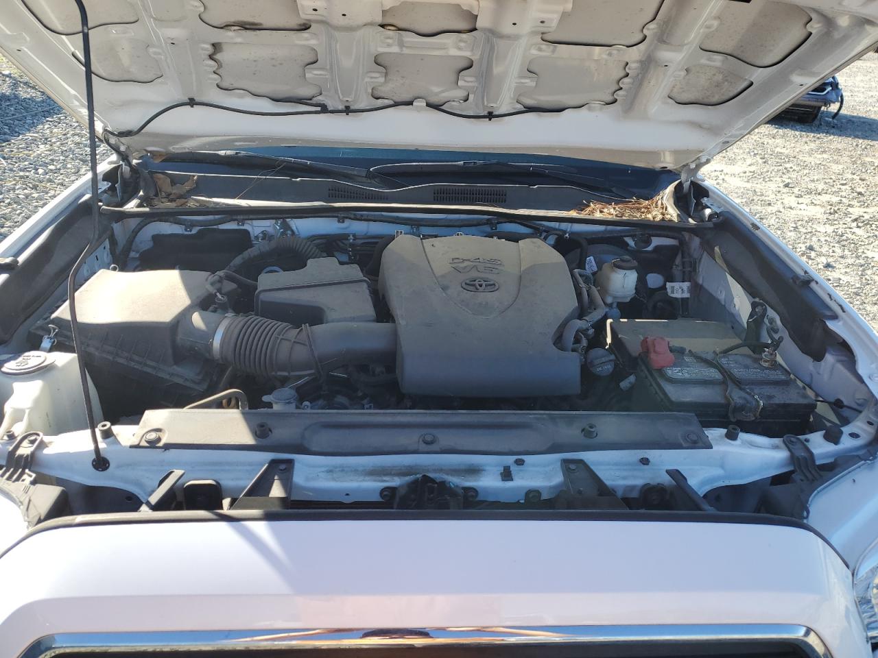 Toyota Tacoma Double Cab Image 11