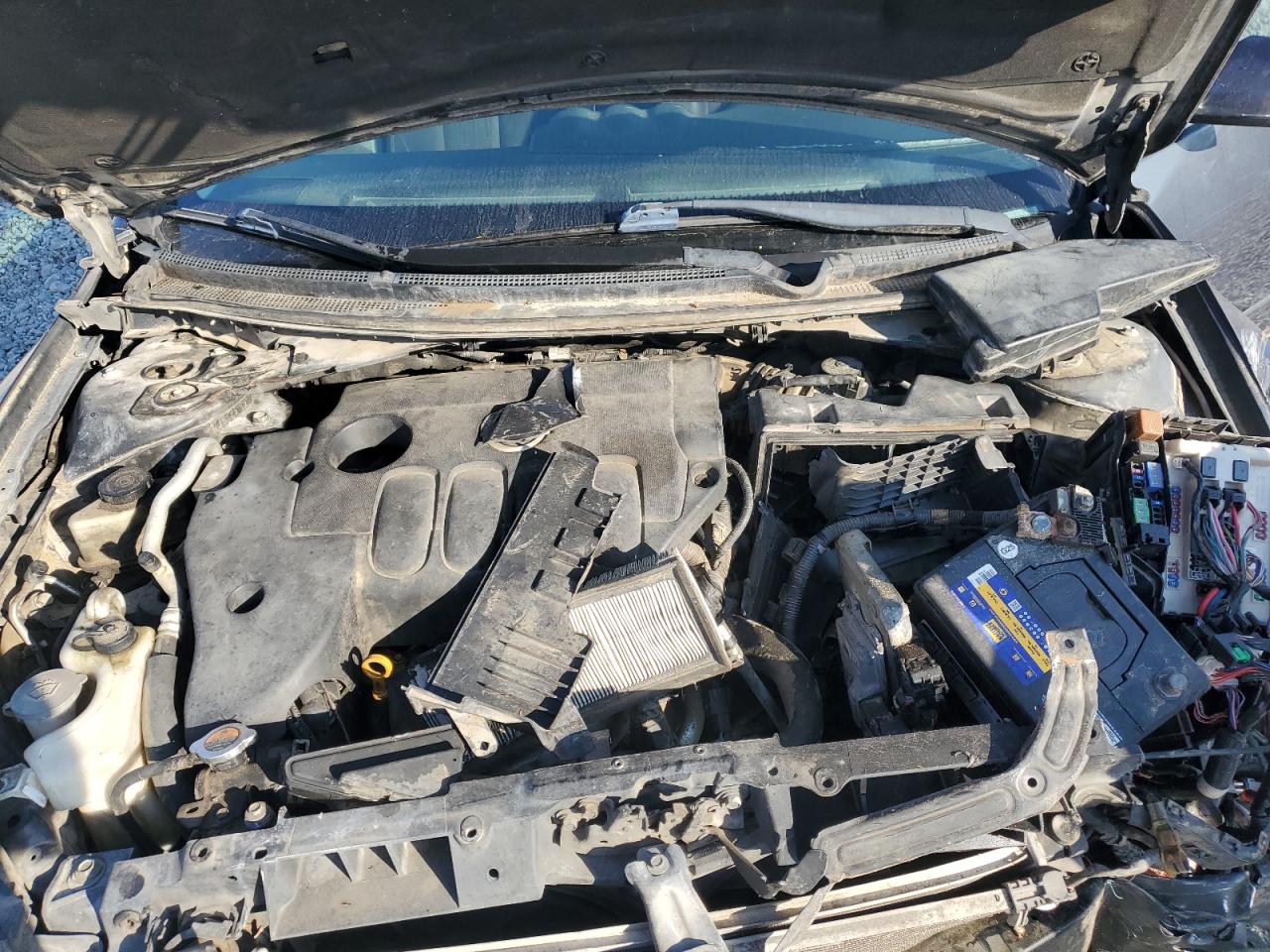 Nissan Altima Base Image 6