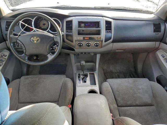 Toyota Tacoma Double Cab Prerunner Image 2