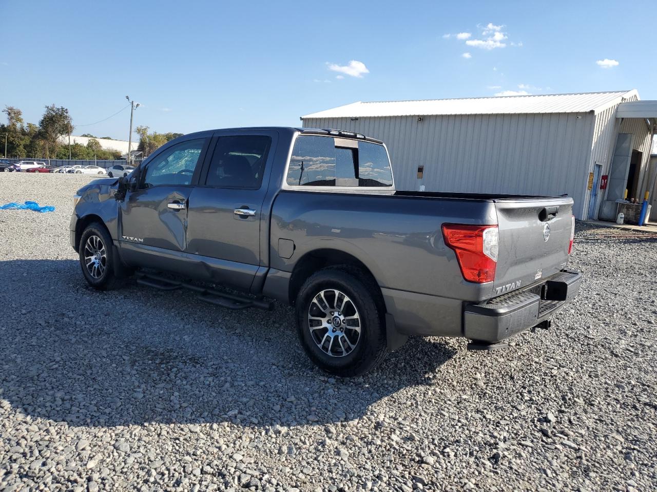 Nissan Titan Sv Image 2