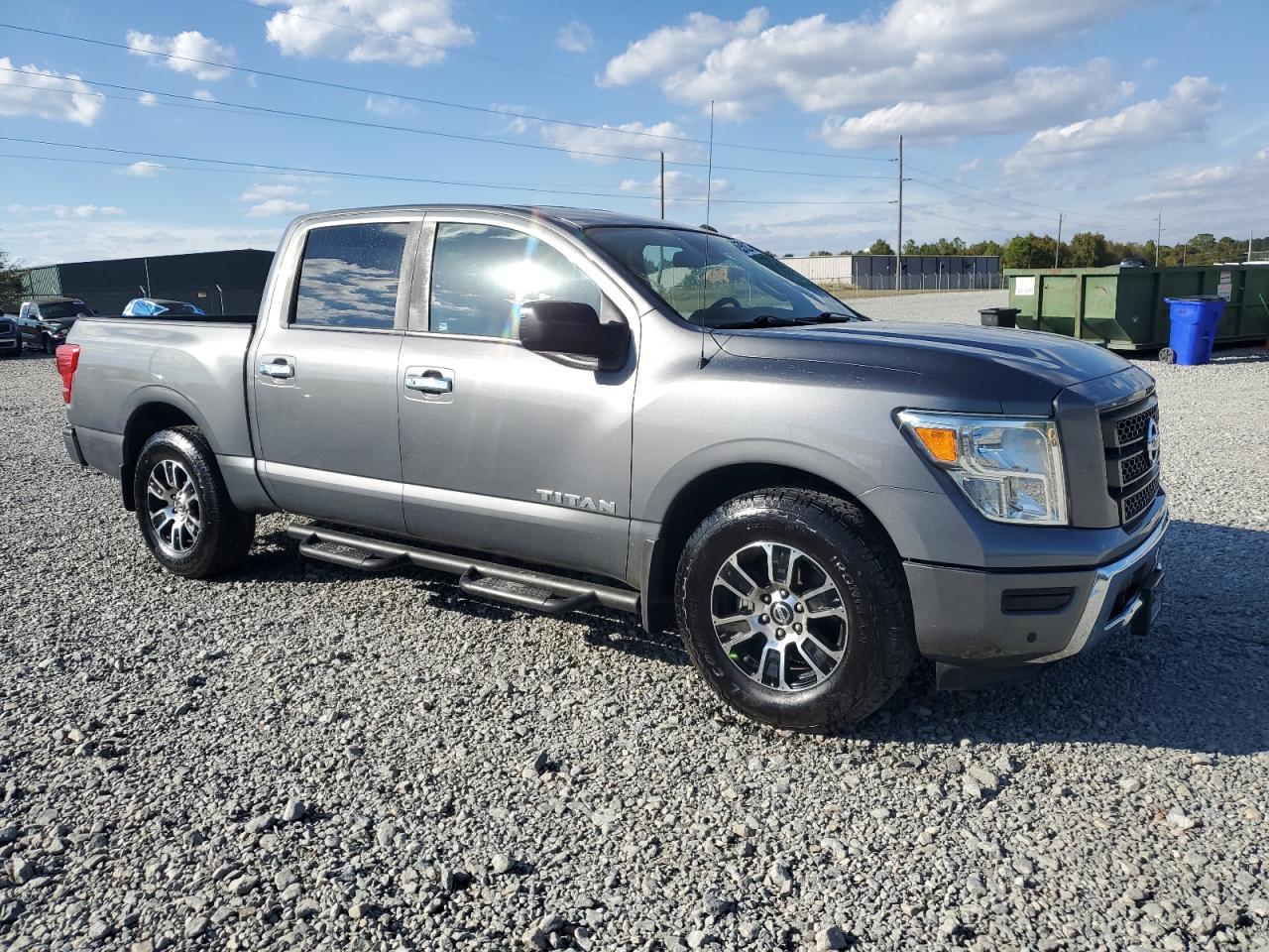 Nissan Titan Sv Image 6