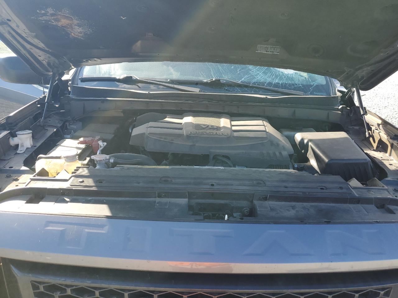 Nissan Titan Sv Image 9