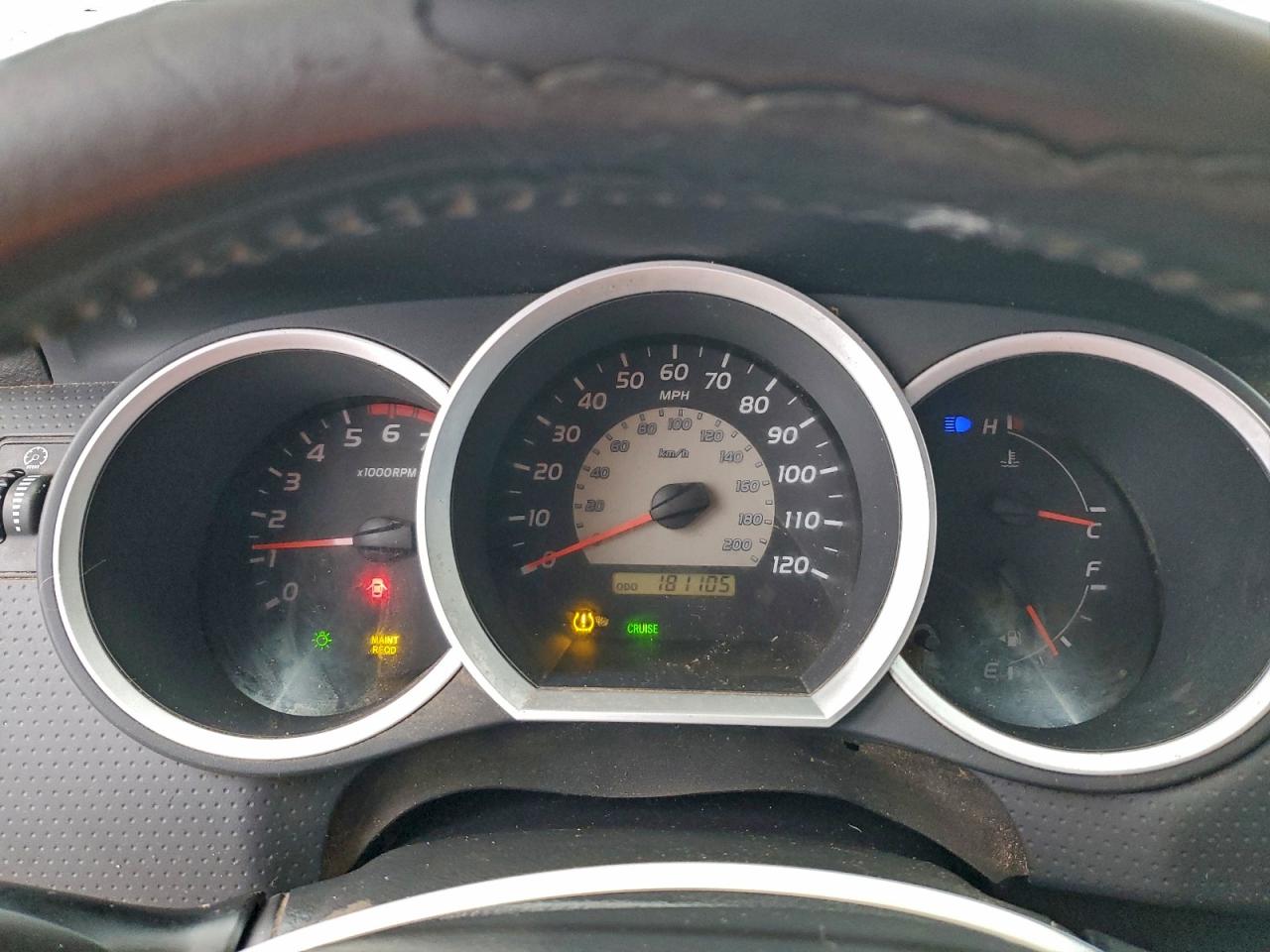 Toyota Tacoma Access Cab Image 10