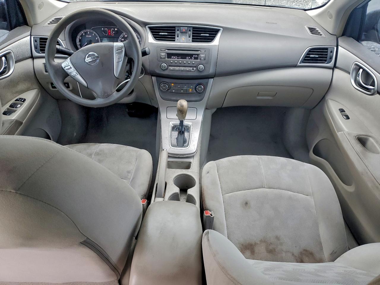 Nissan Sentra S Image 8