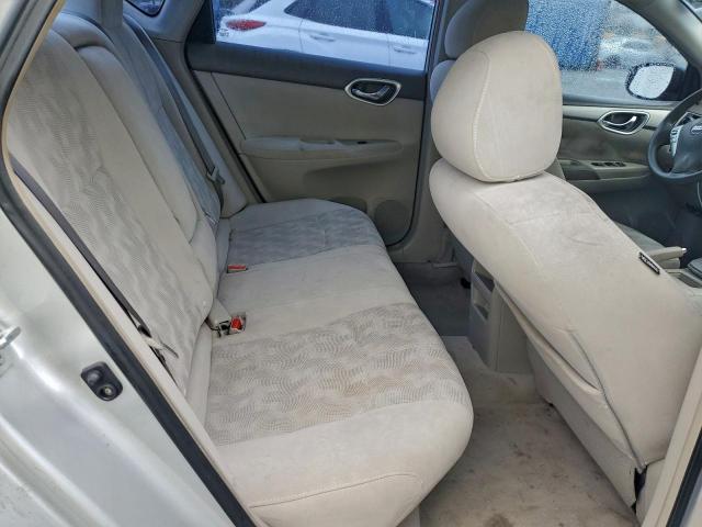 Nissan Sentra S Image 6