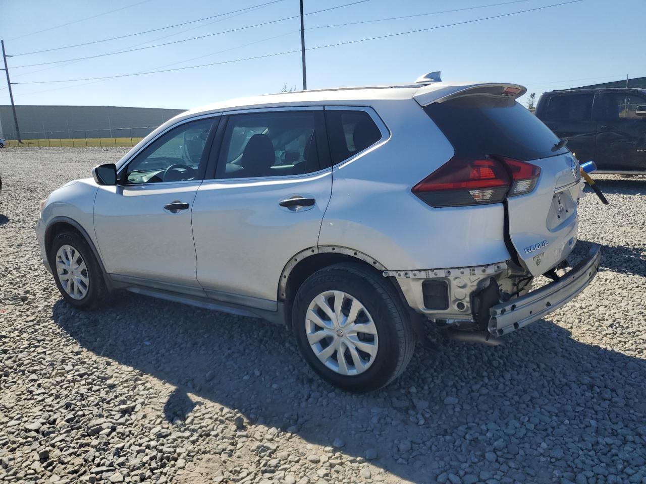 Nissan Rogue S Image 6