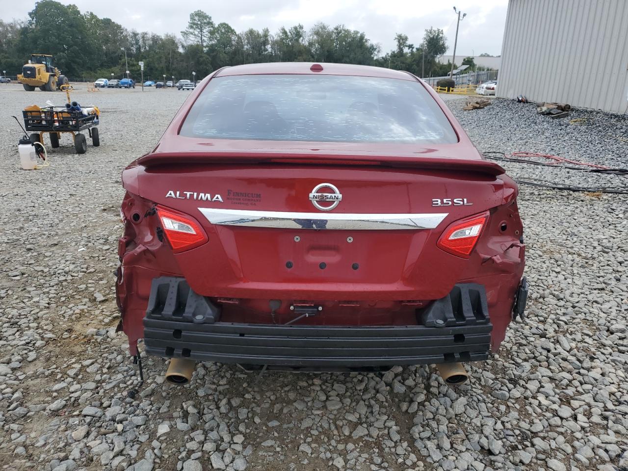 Nissan Altima 3.5sl Image 8