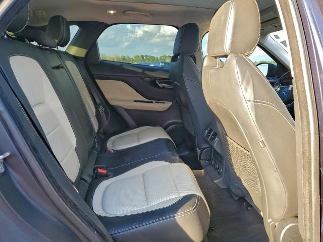 Jaguar F-PACE R - Sport Image 12