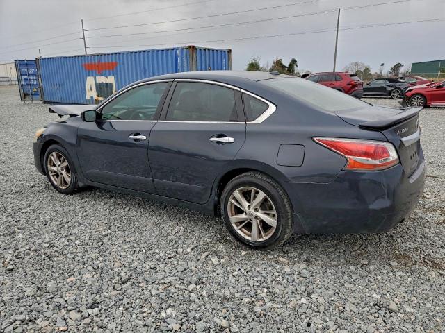 Nissan Altima 2.5 Image 5