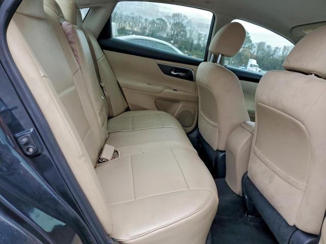 Nissan Altima 2.5 Image 10