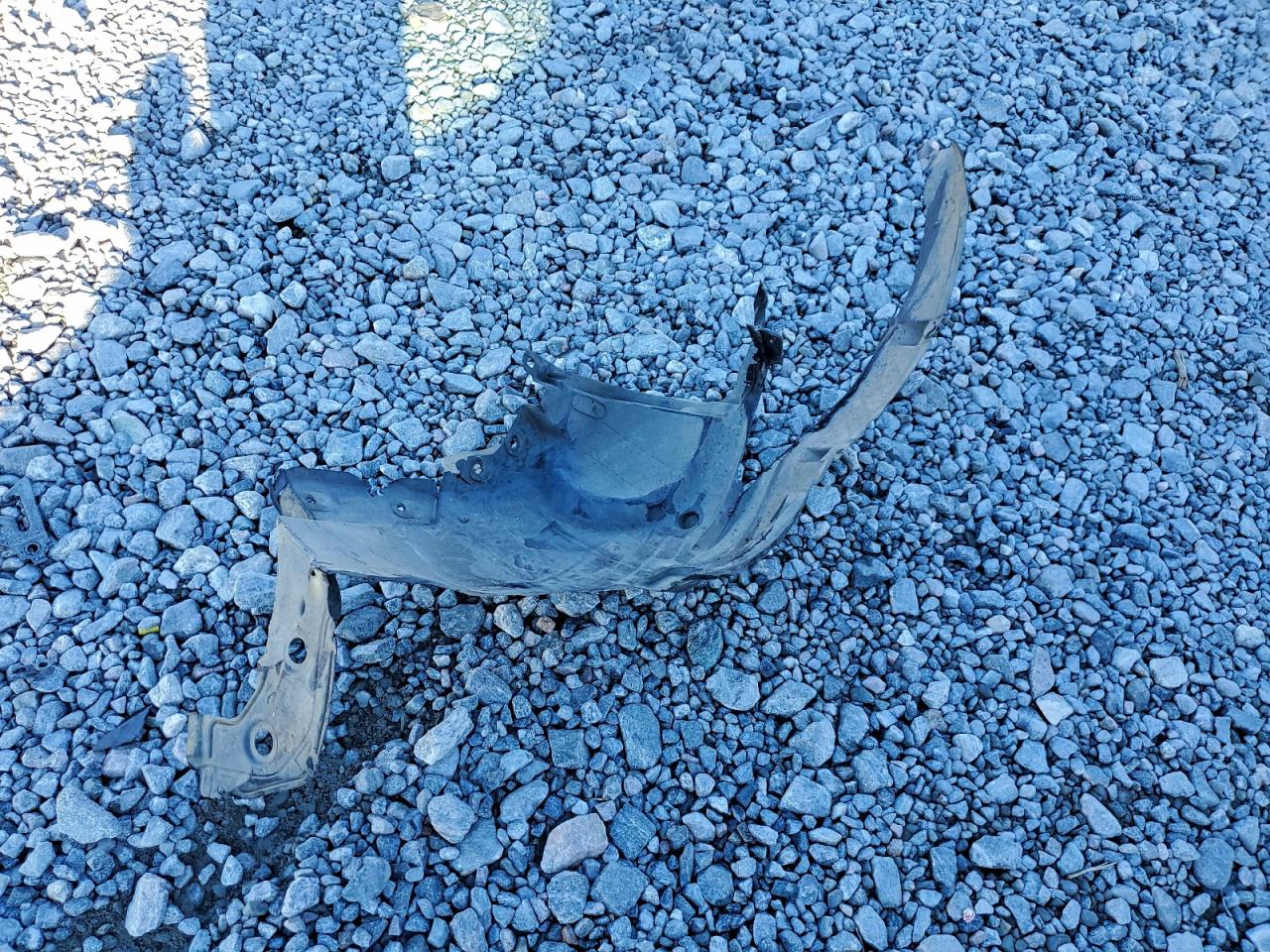 Nissan Rogue S Image 2