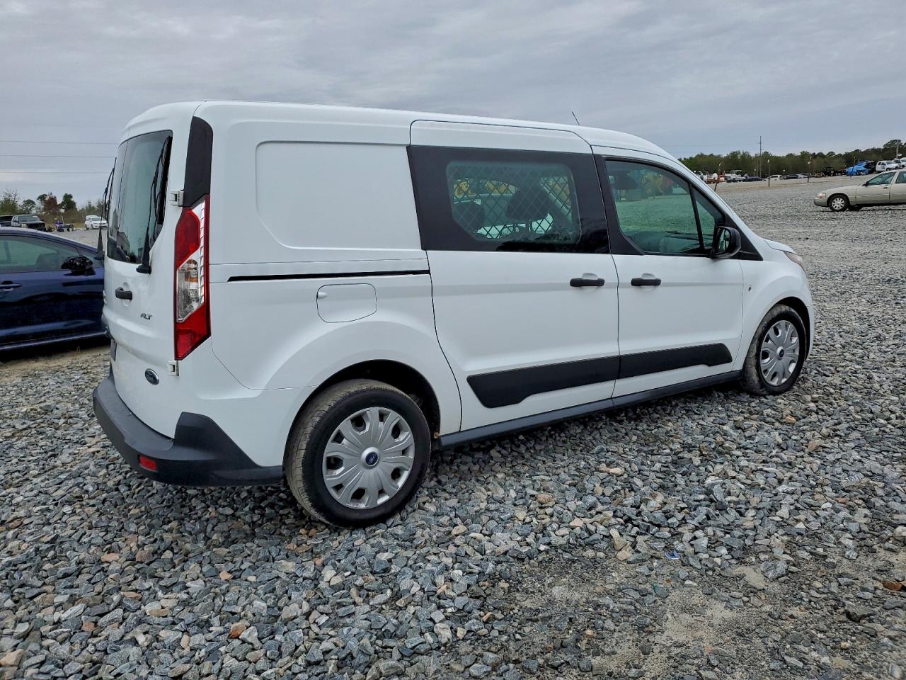 Ford Transit Xlt Image 9