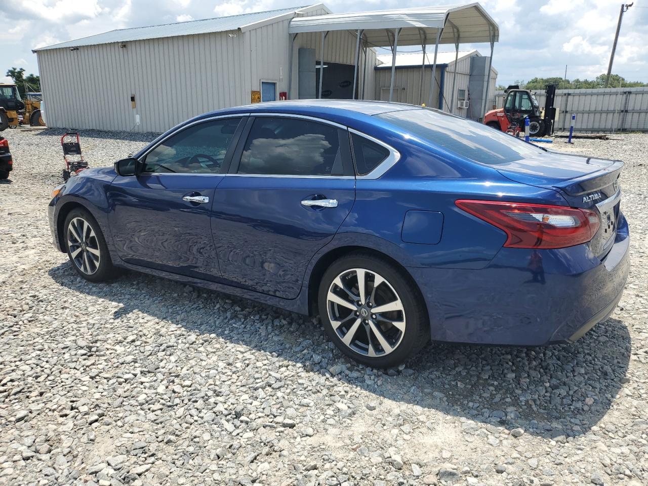 Nissan Altima 2.5 Image 10