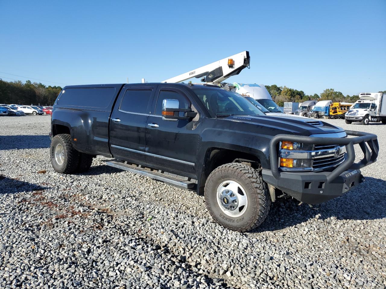 Chevrolet Silverado K3500 Ltz Image 3