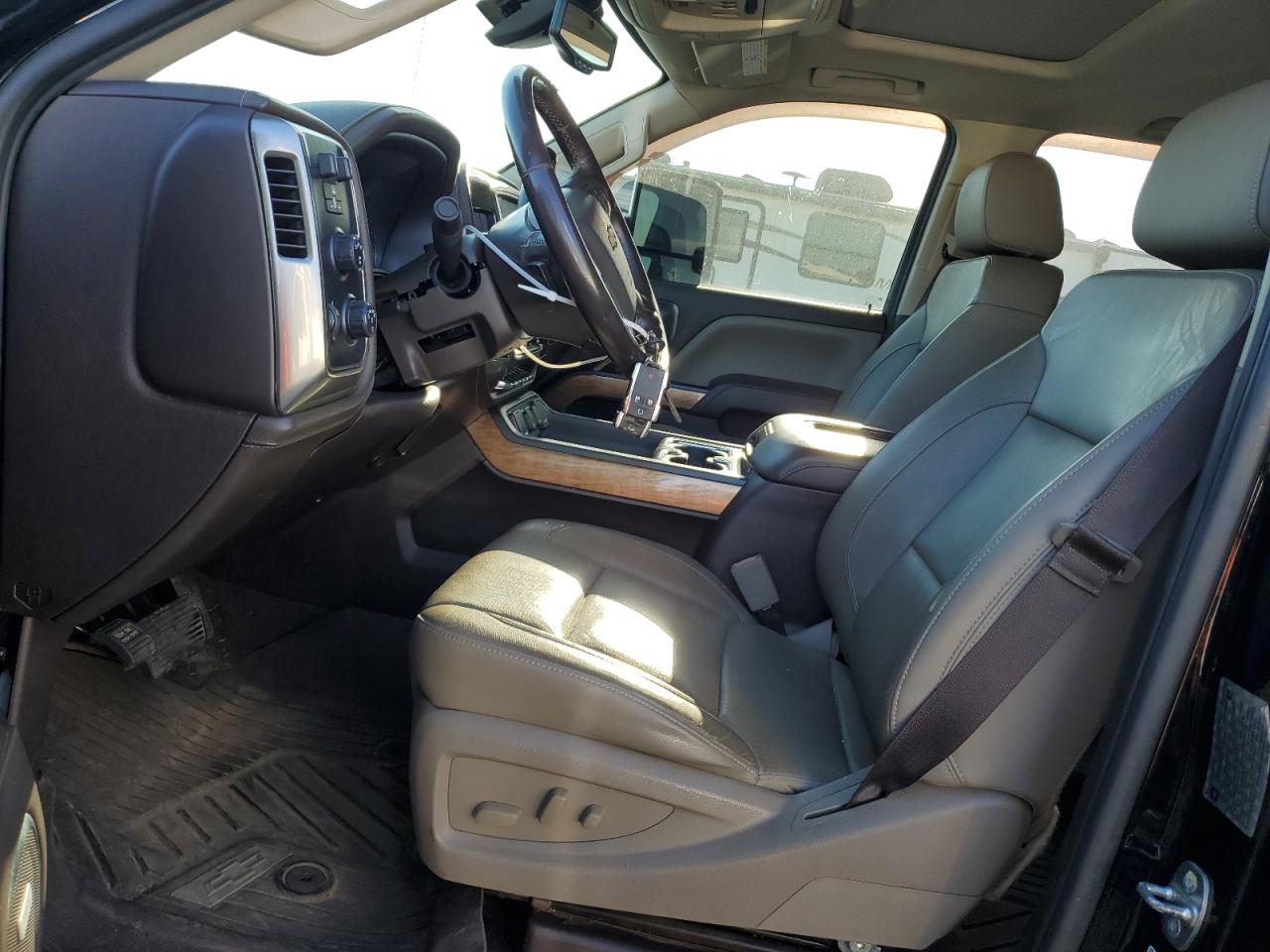 Chevrolet Silverado K3500 Ltz Image 6