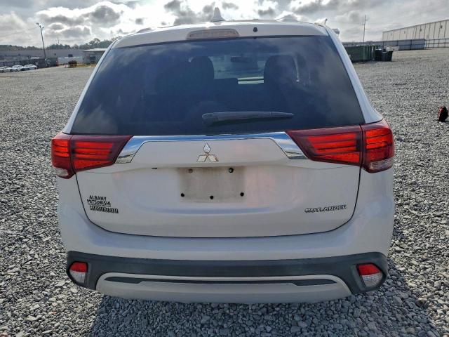 Mitsubishi Outlander Es Image 10
