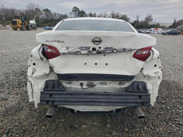 Nissan Altima 2.5 Image 13