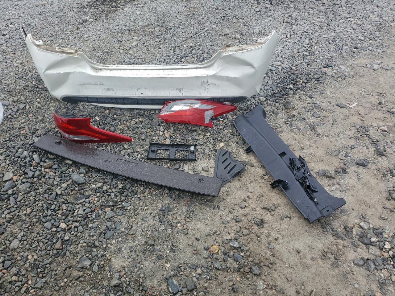 Nissan Altima 2.5 Image 2