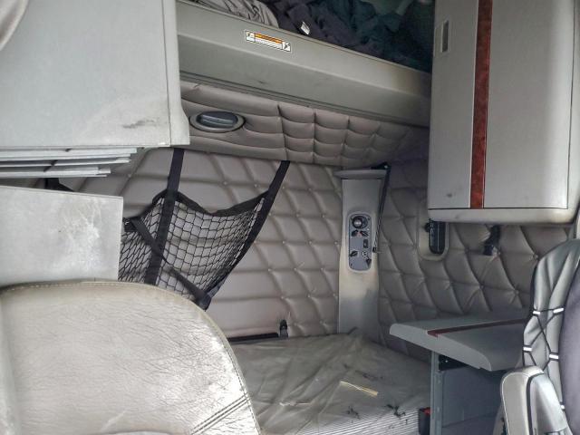 Freightliner Columbia 1 Columbia Image 5