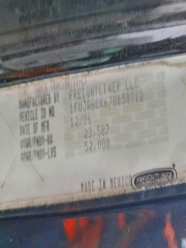 Freightliner Columbia 1 Columbia Image 8