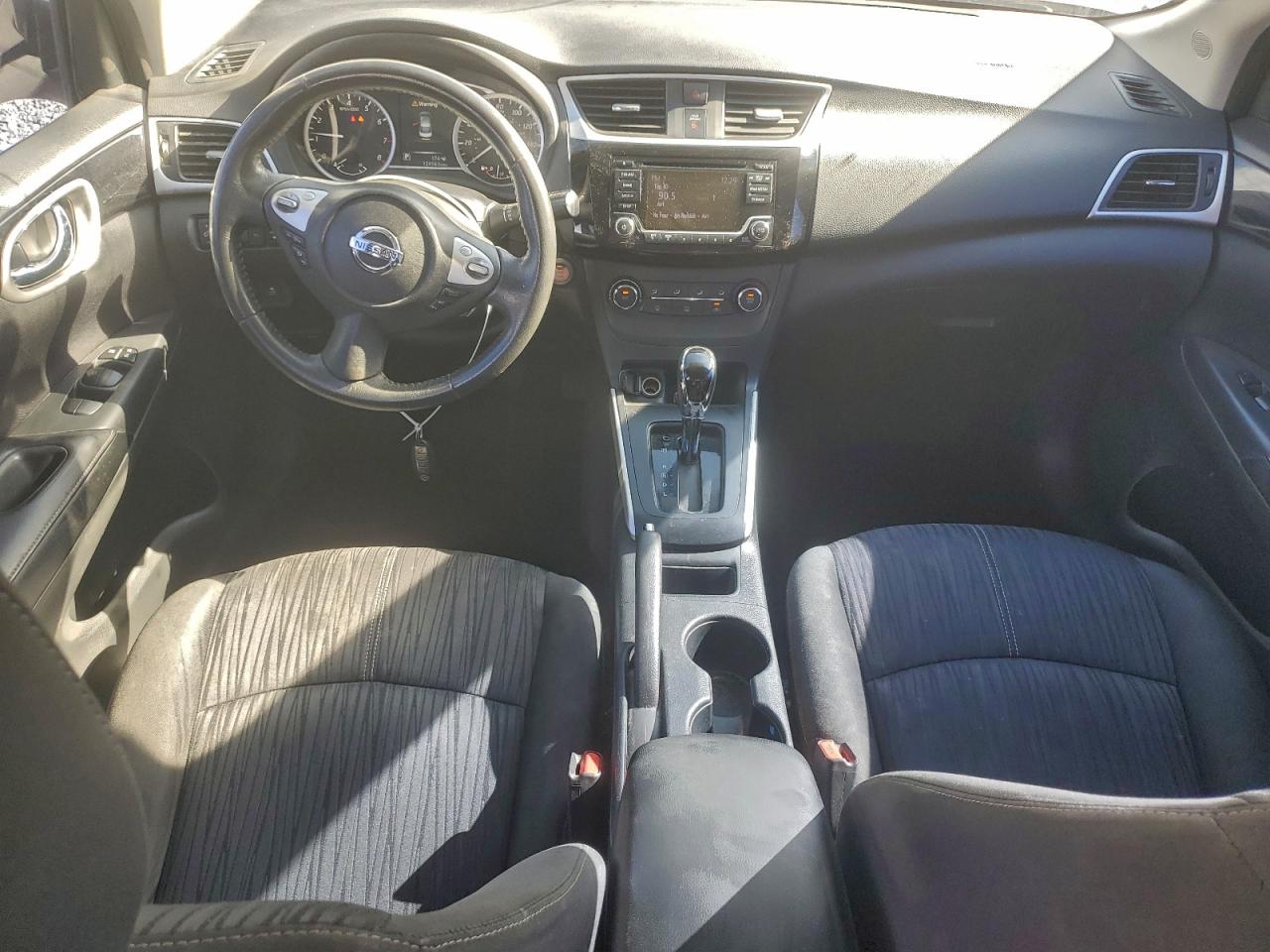 Nissan Sentra S Image 11