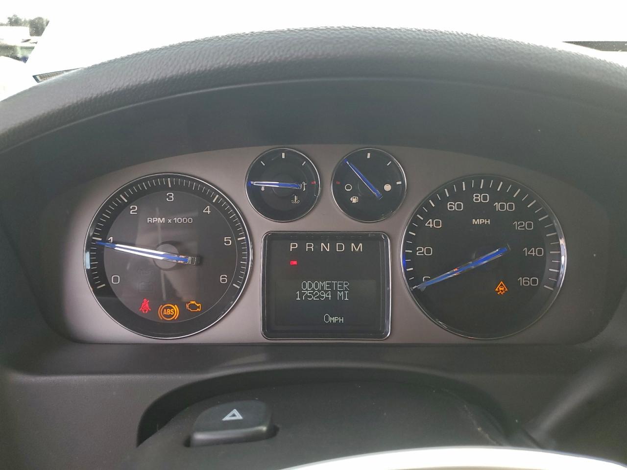 Cadillac Escalade Luxury Image 4