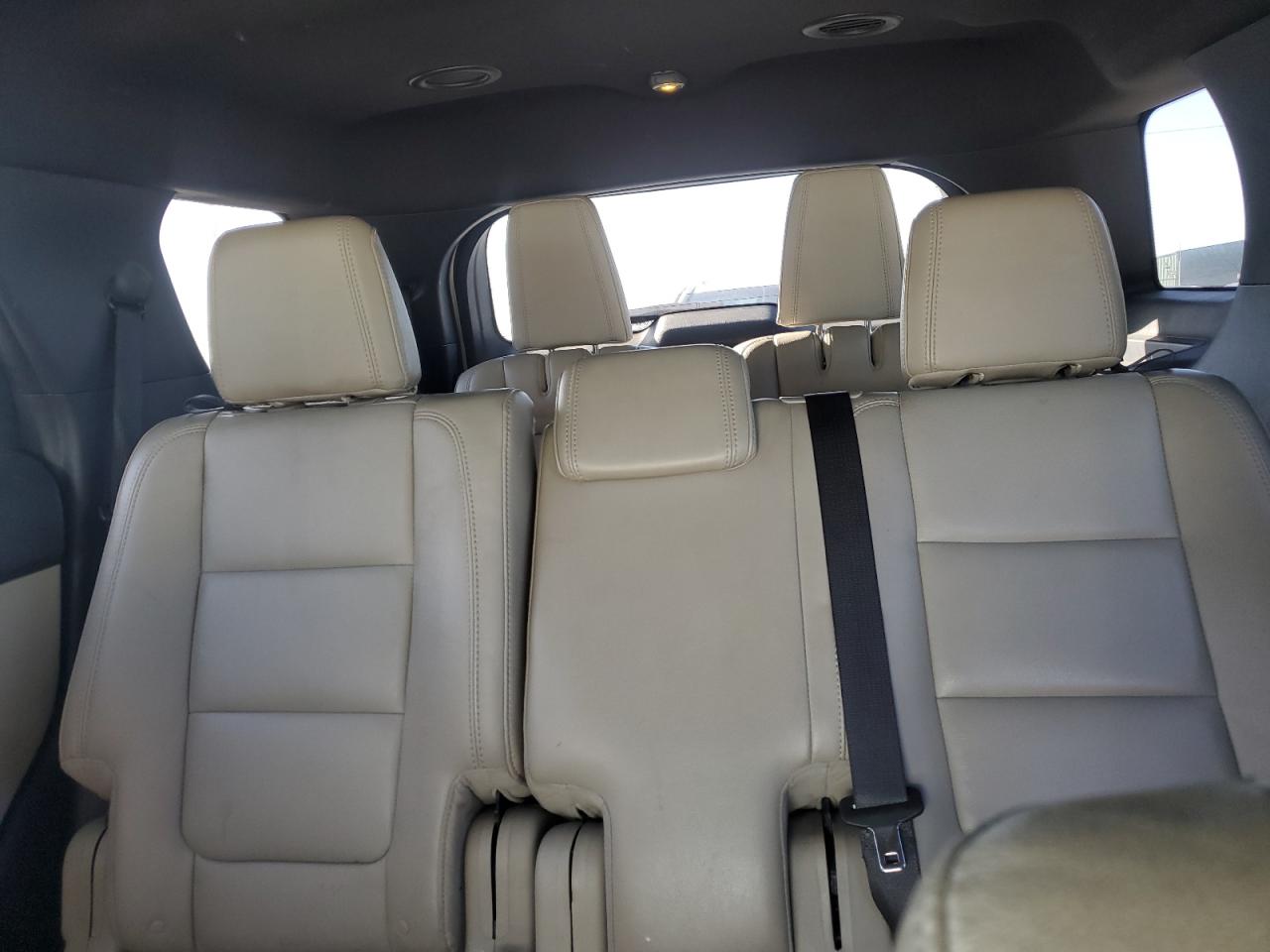 Ford Explorer Xlt Image 3