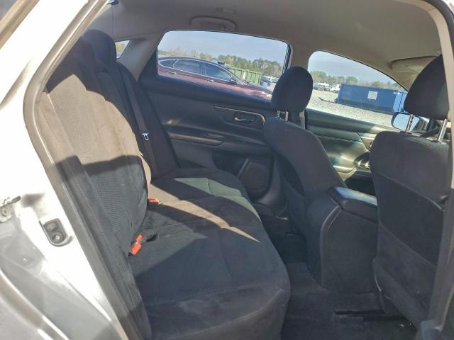 Nissan Altima 2.5 Image 11