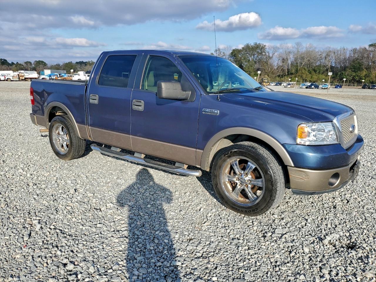 Ford F-150 Supercrew Image 7