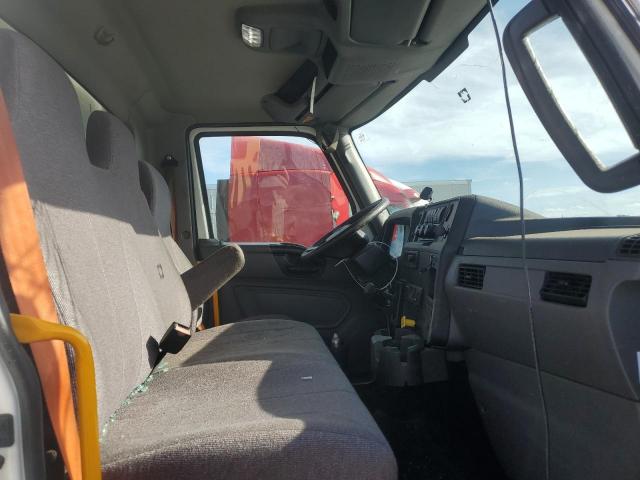 International Mv607 Image 2