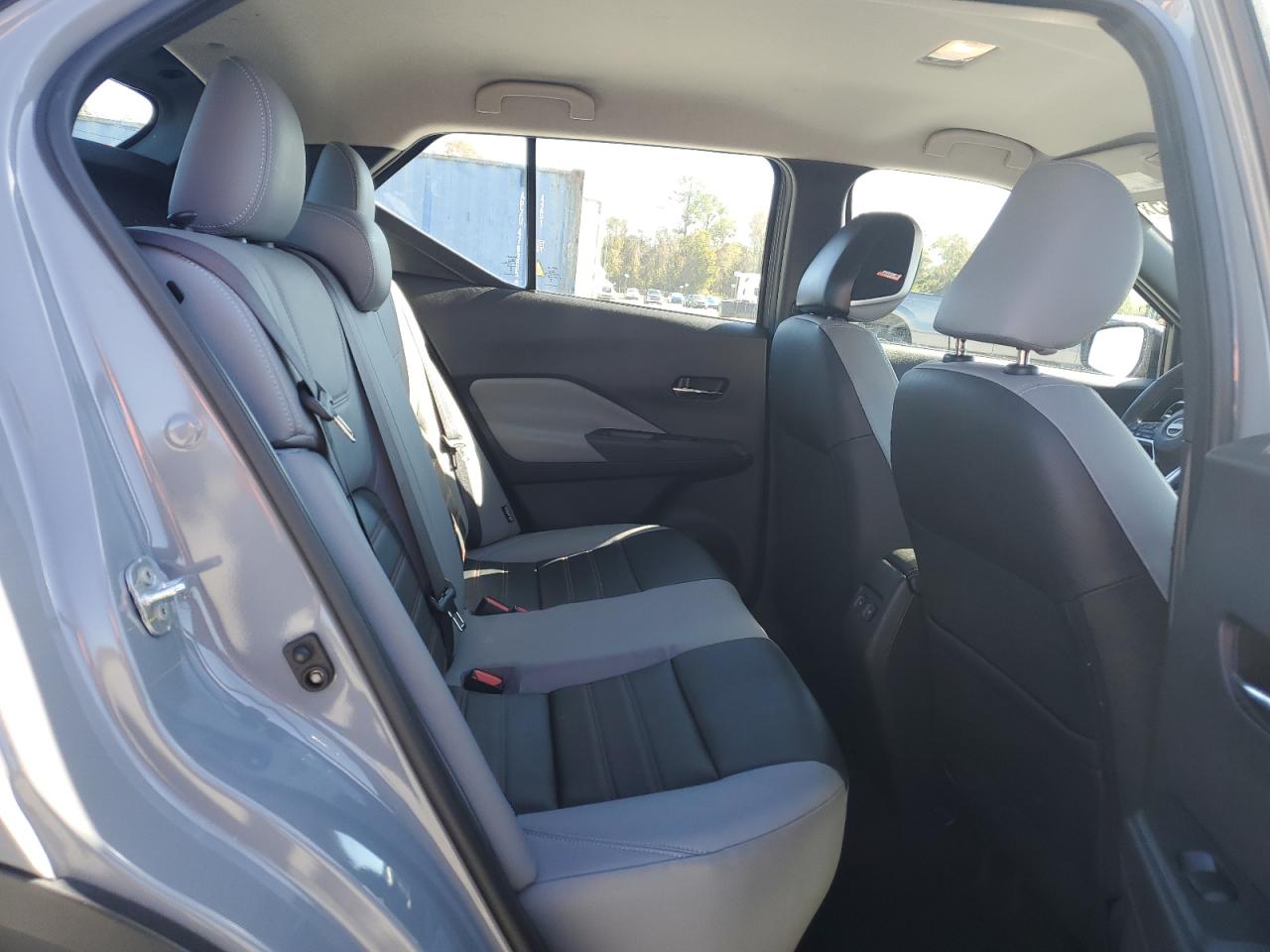 Nissan Kicks Sr Image 3