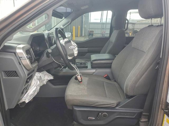 Ford F-150 Supercrew Image 3