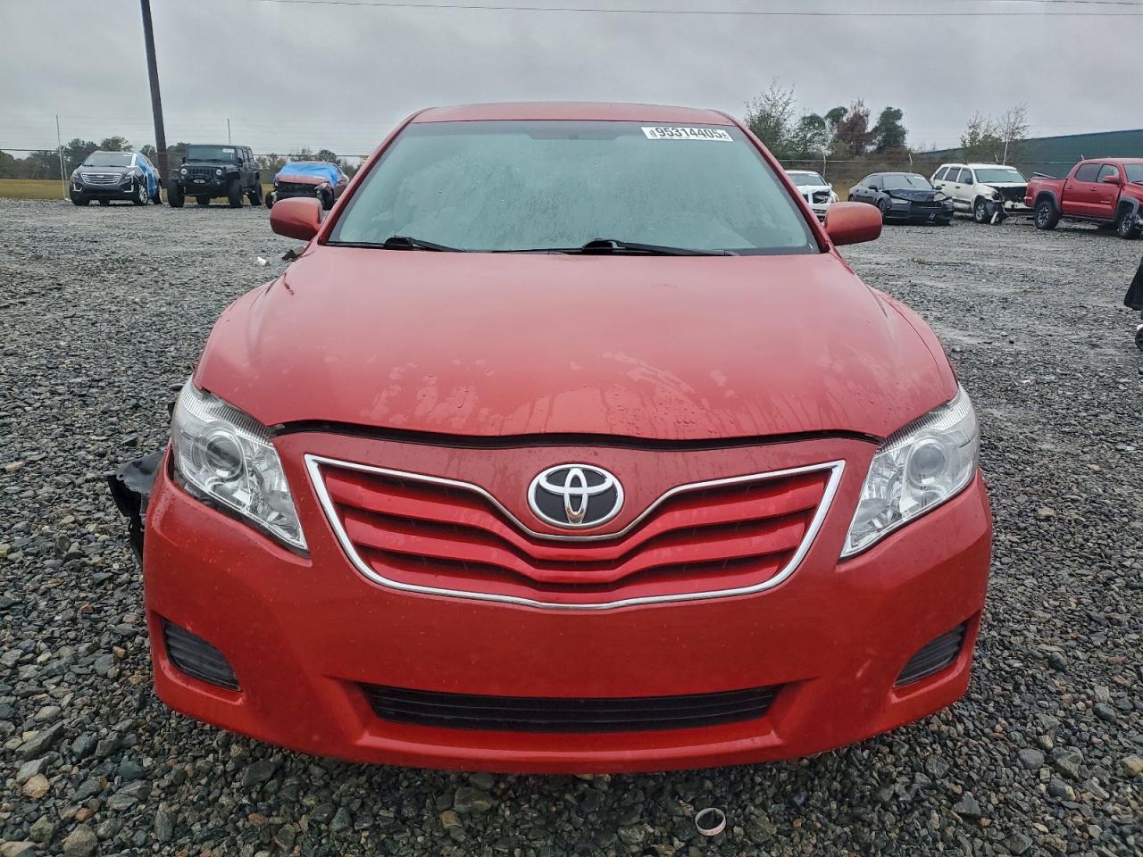 Toyota Camry Base Image 12