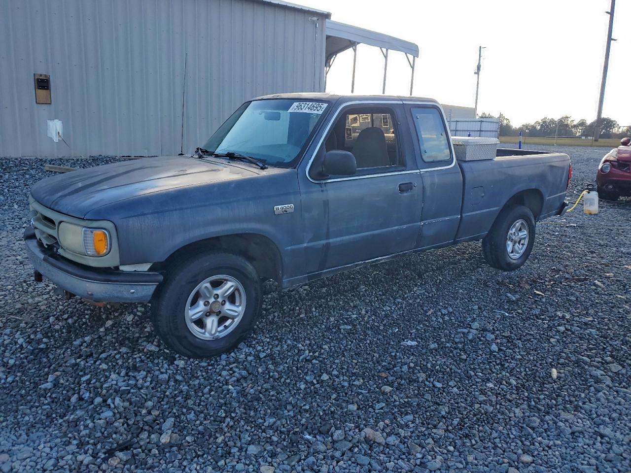 Mazda B Series Cab Plus Image 1