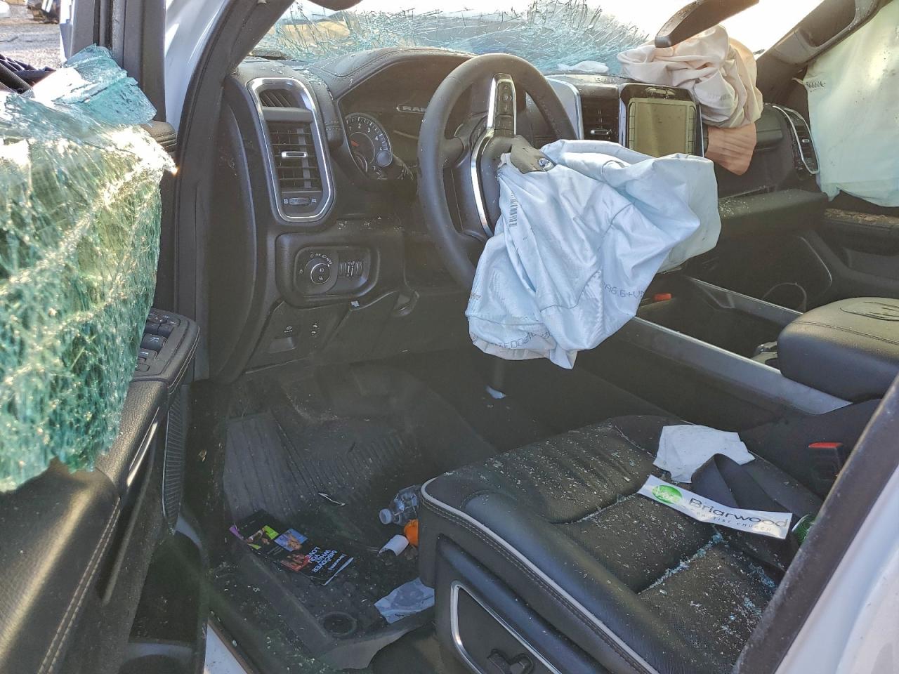 Ram 1500 Laramie Image 6