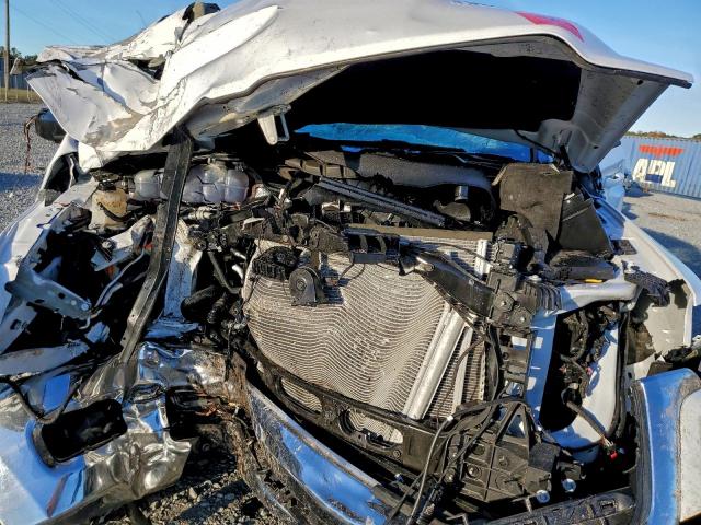 Ram 1500 Laramie Image 9