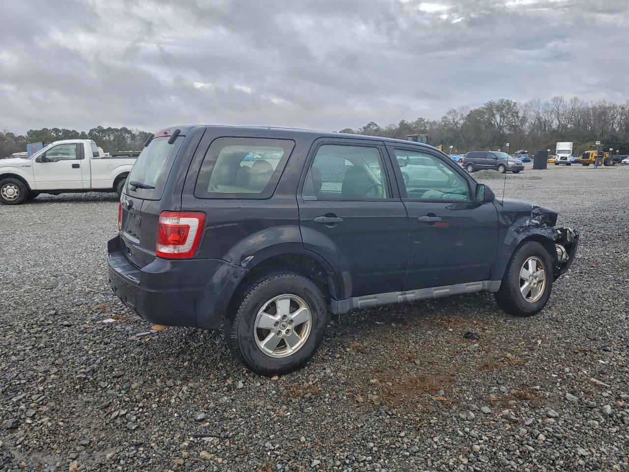 Ford Escape Xls Image 12