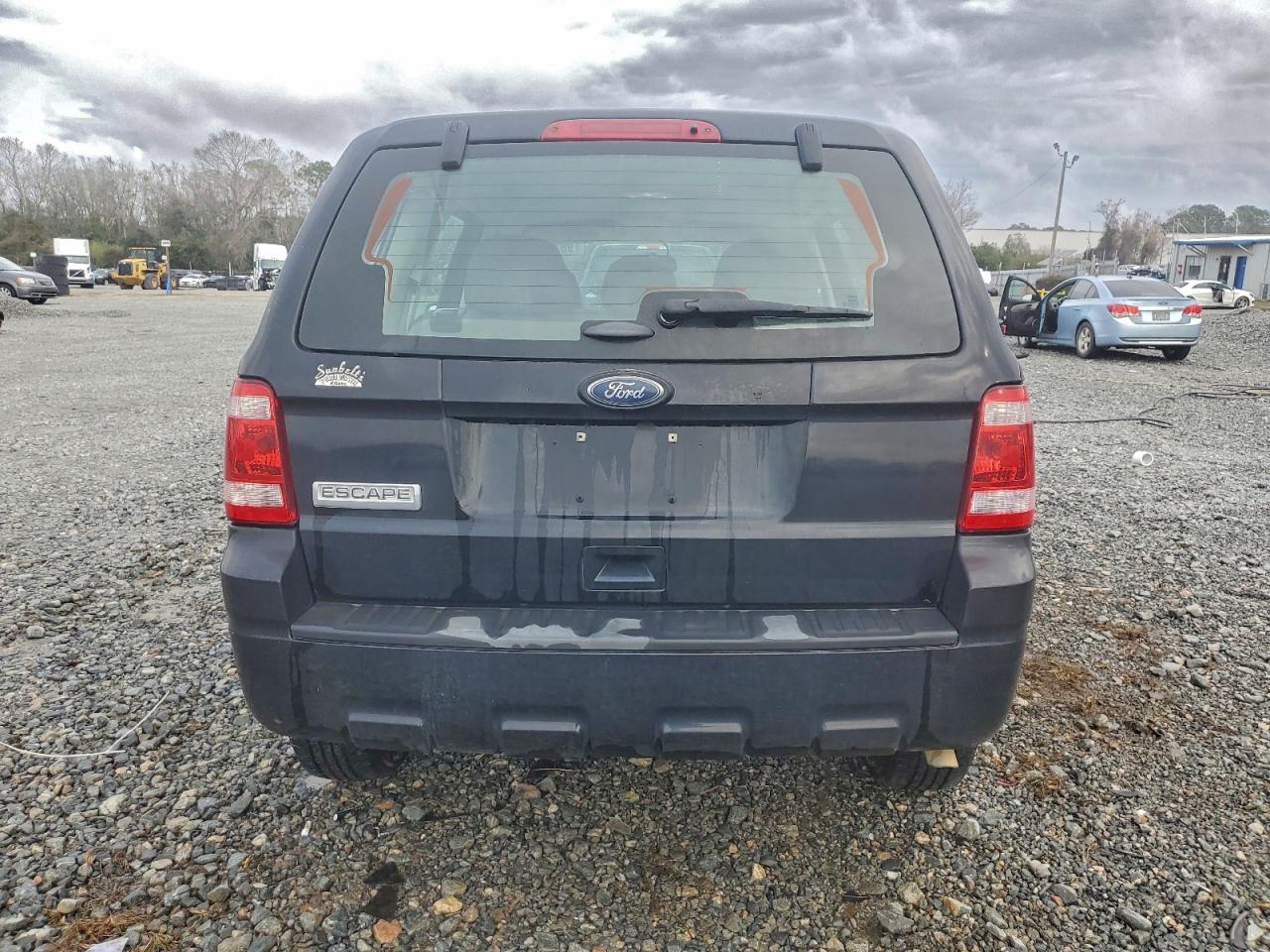 Ford Escape Xls Image 3