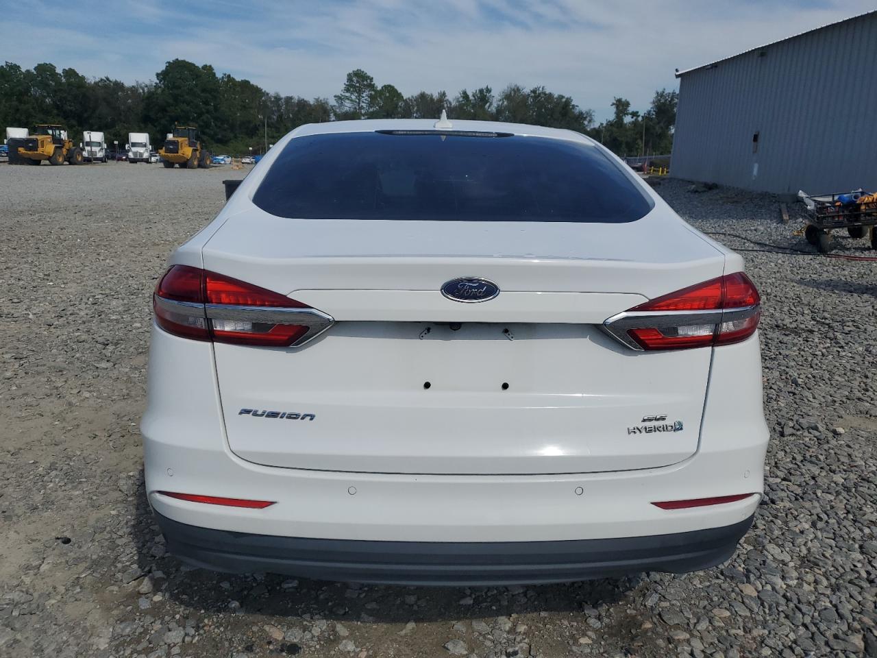 Ford Fusion Se Image 3