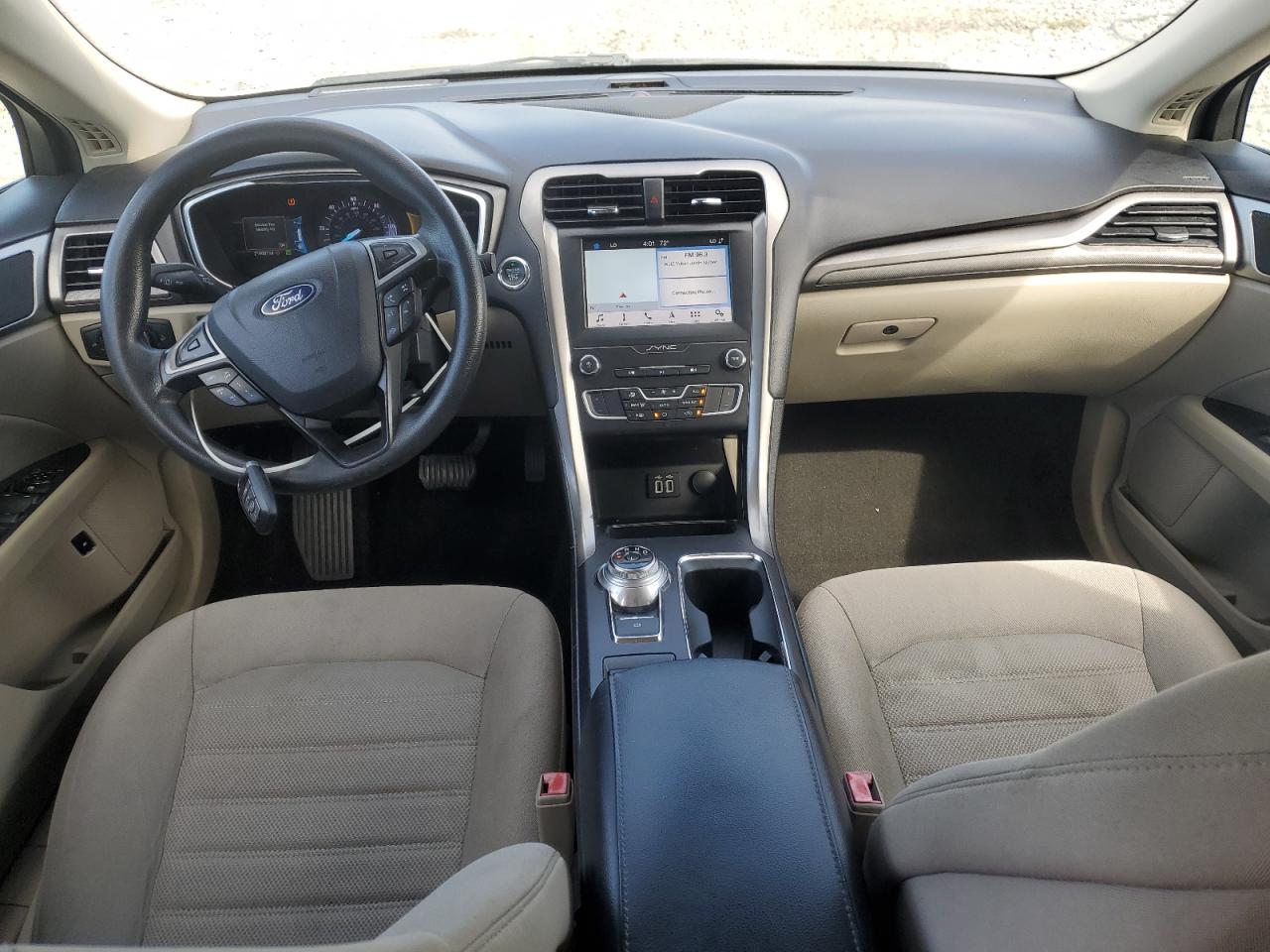 Ford Fusion Se Image 6