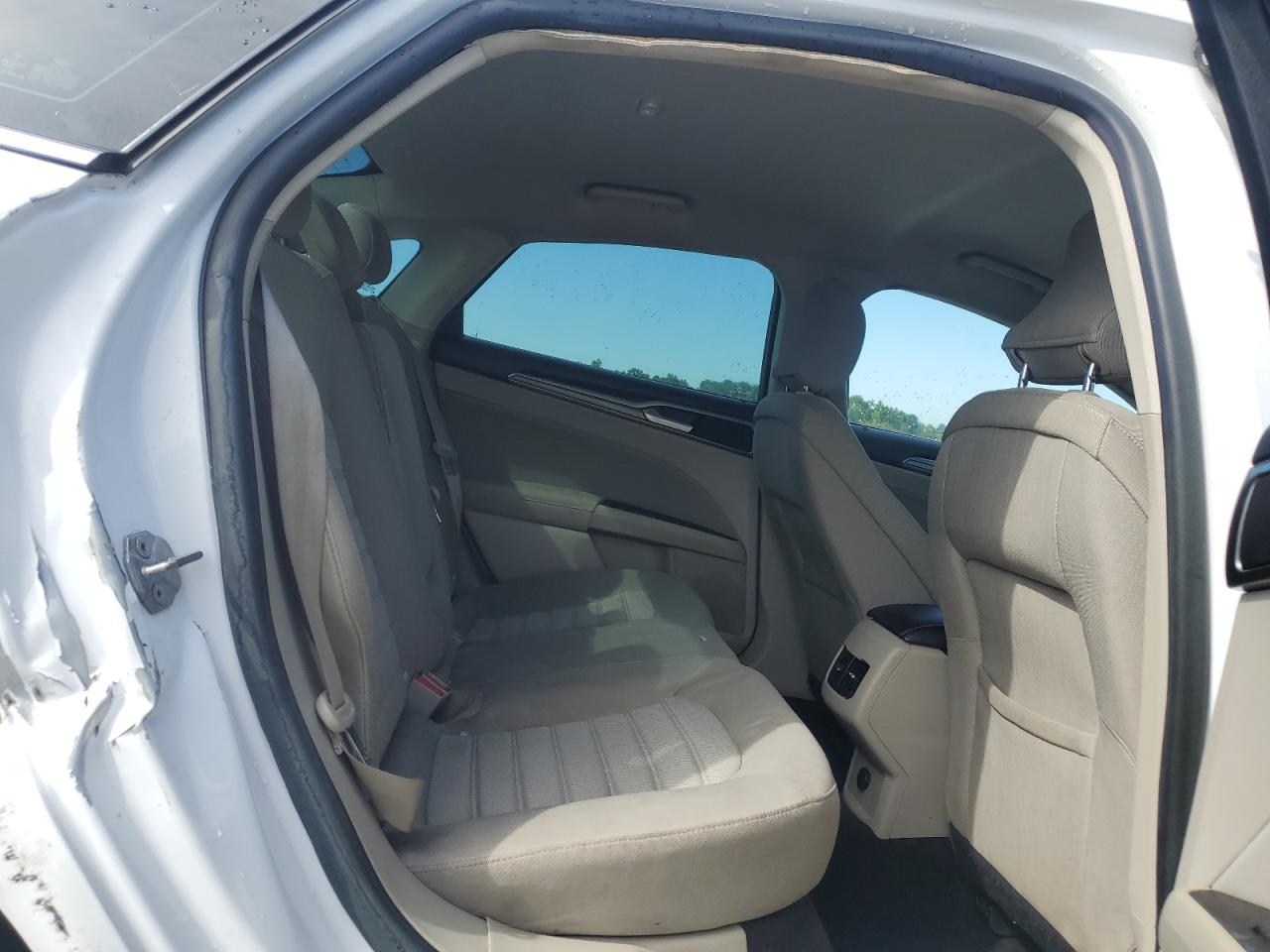 Ford Fusion Se Image 4