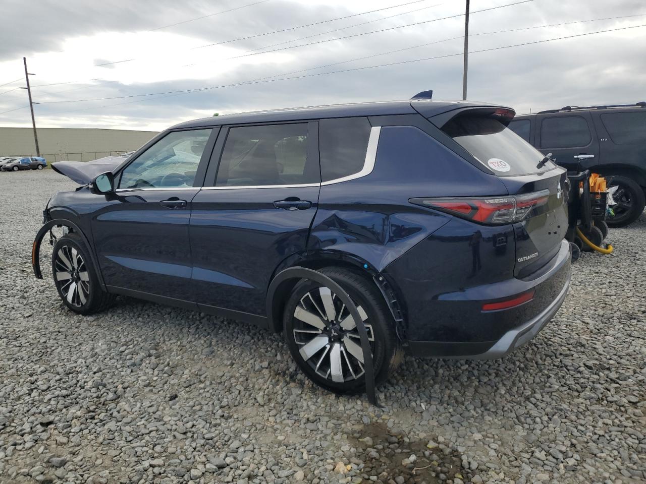 Mitsubishi Outlander Se Image 5