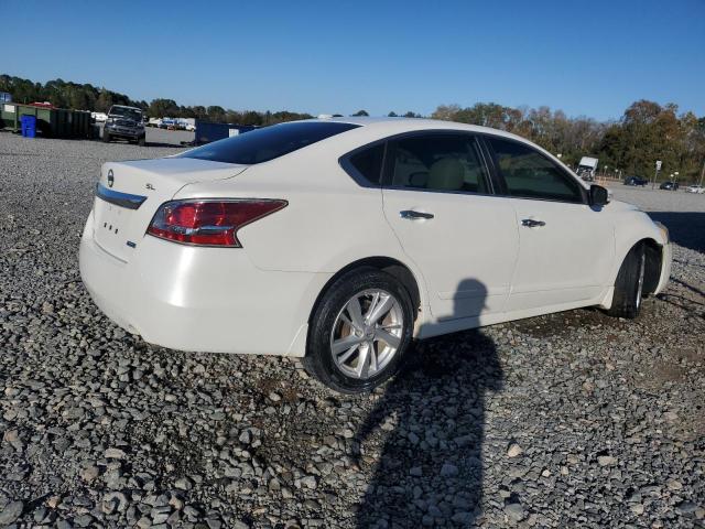 Nissan Altima 2.5 Image 2