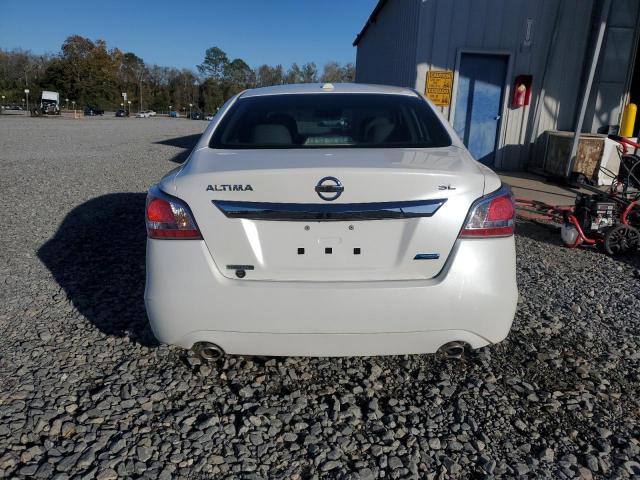 Nissan Altima 2.5 Image 7