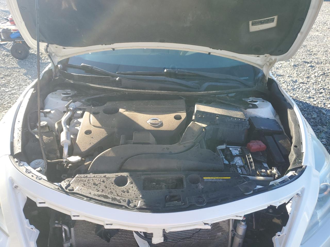 Nissan Altima 2.5 Image 6