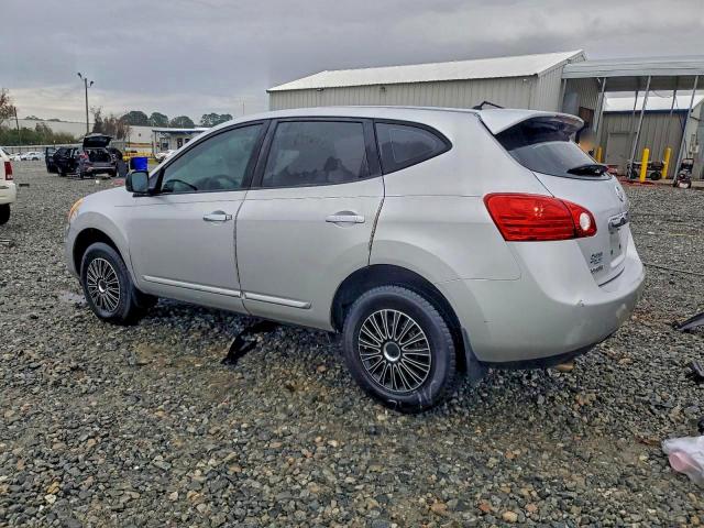 Nissan Rogue S Image 13