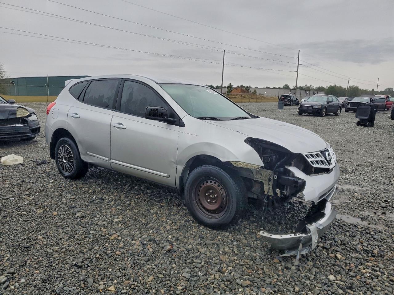 Nissan Rogue S Image 14