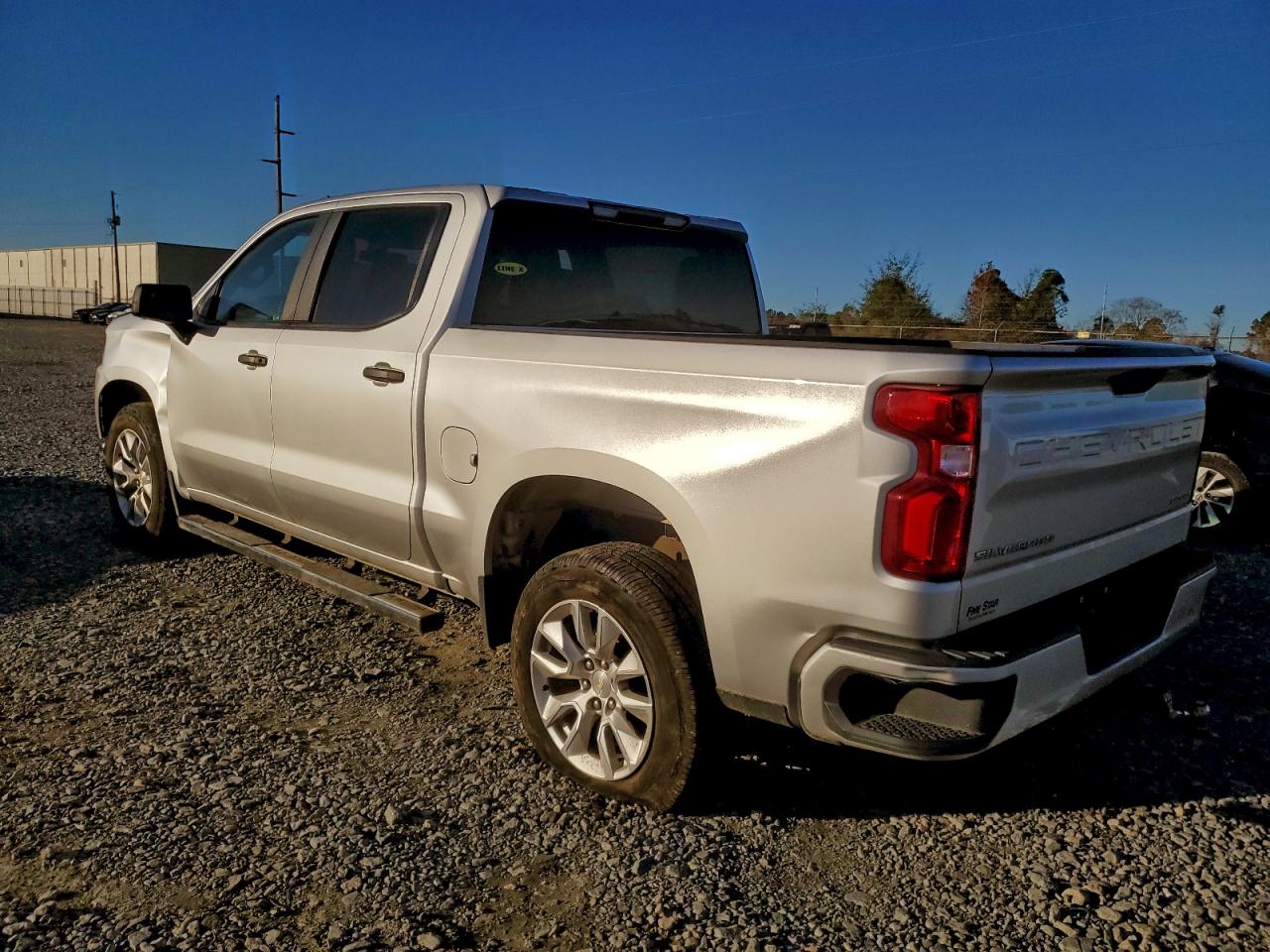 Chevrolet Silverado C1500 Custom Image 8