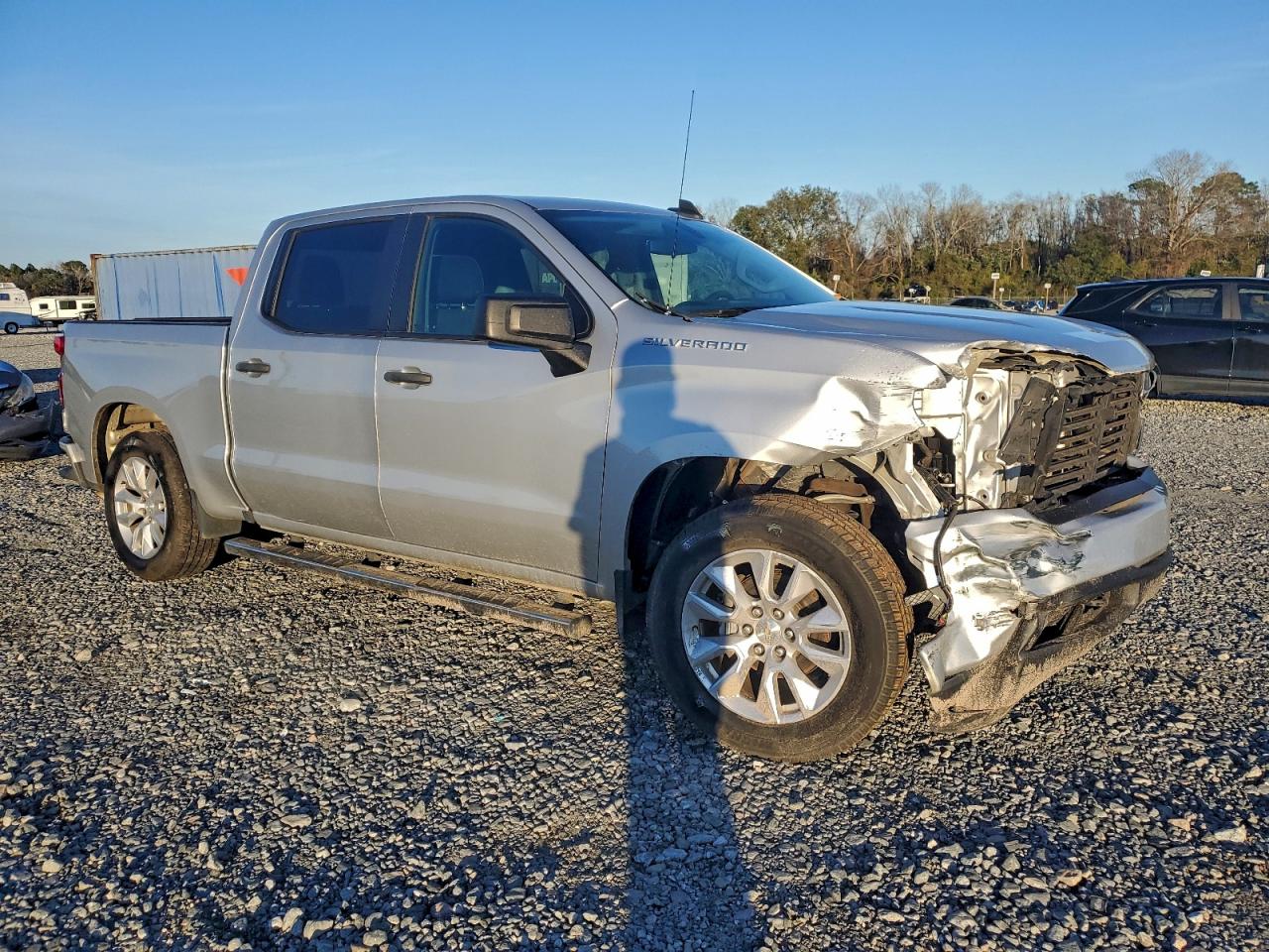 Chevrolet Silverado C1500 Custom Image 2